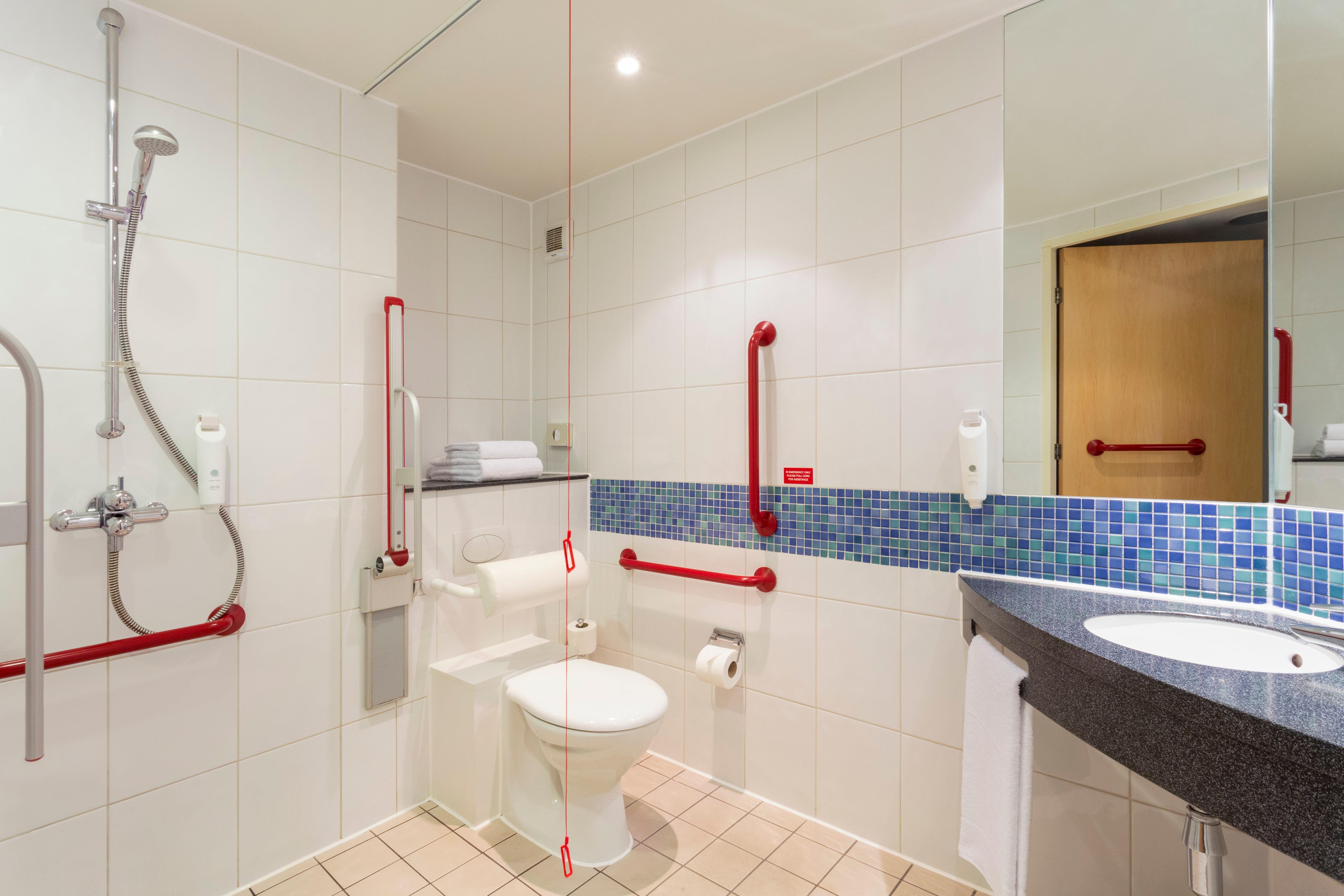 Holiday Inn Express Birmingham Redditch By Ihg Exteriör bild