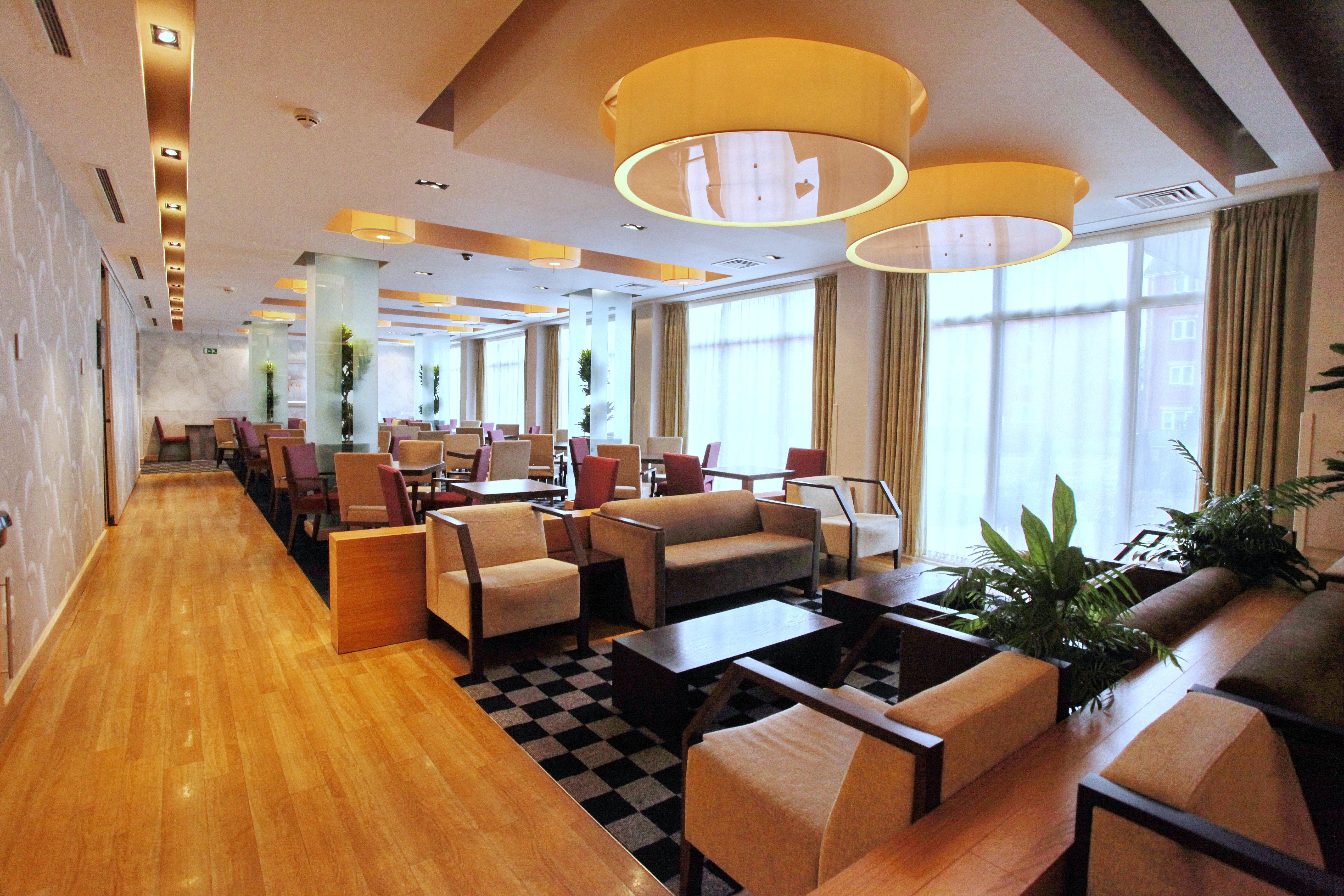 Holiday Inn Express Birmingham Redditch By Ihg Exteriör bild