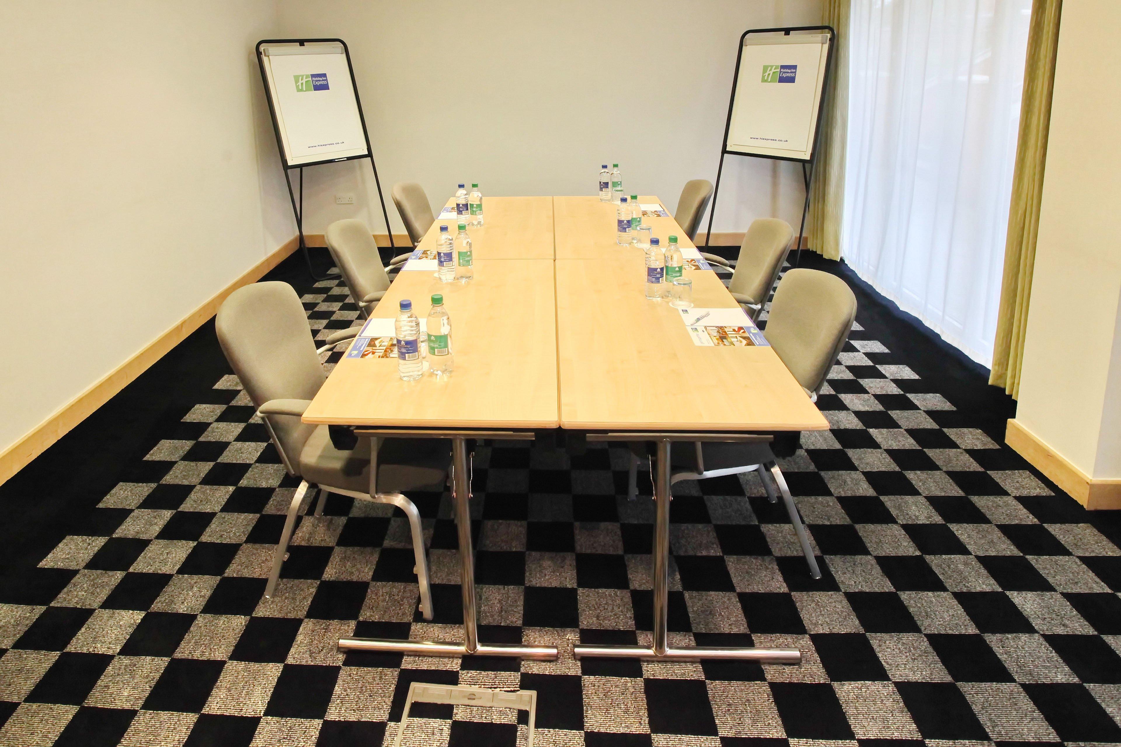 Holiday Inn Express Birmingham Redditch By Ihg Exteriör bild