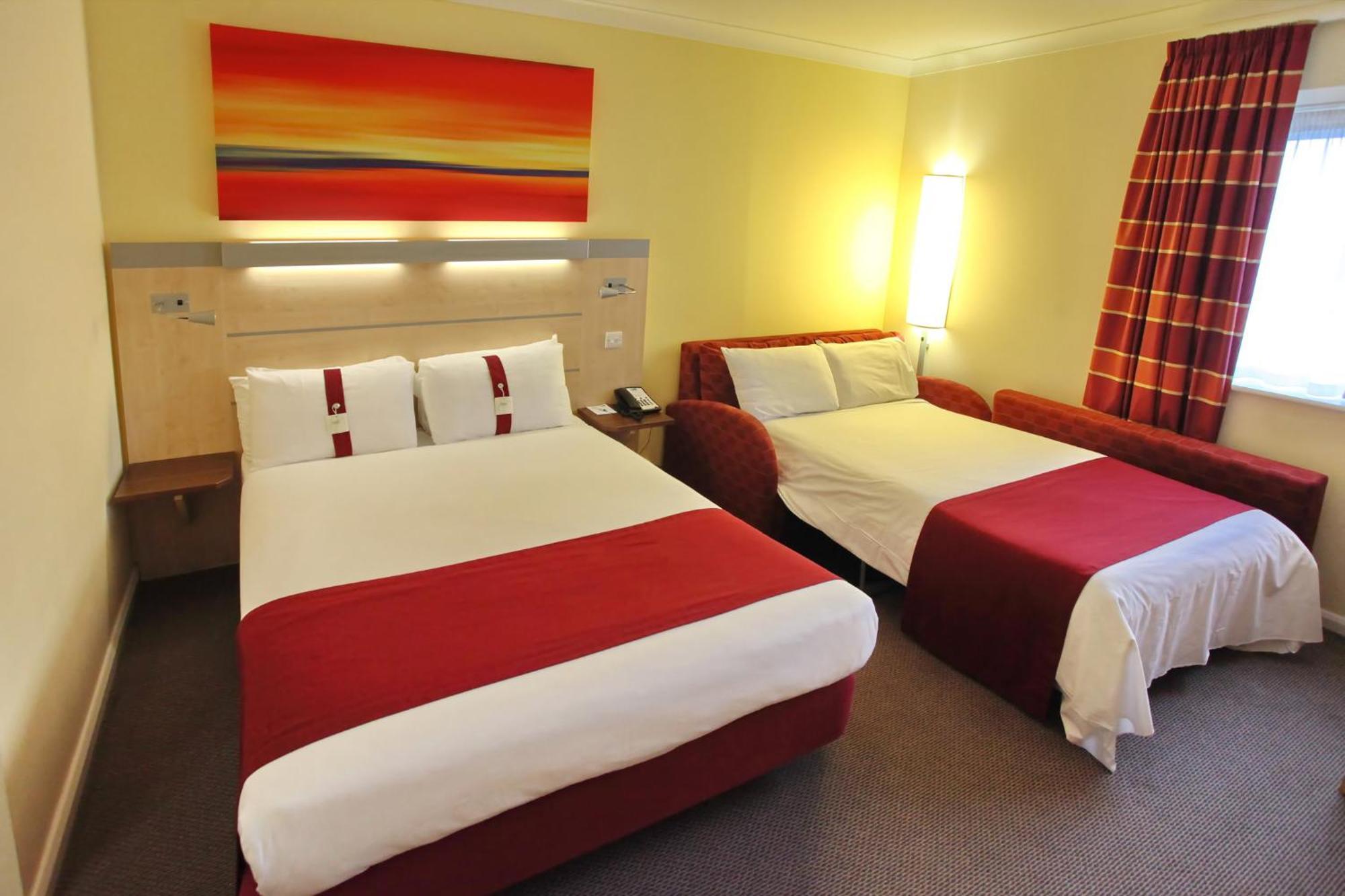 Holiday Inn Express Birmingham Redditch By Ihg Exteriör bild