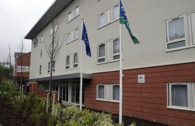 Holiday Inn Express Birmingham Redditch By Ihg Exteriör bild