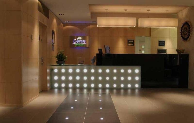 Holiday Inn Express Birmingham Redditch By Ihg Exteriör bild