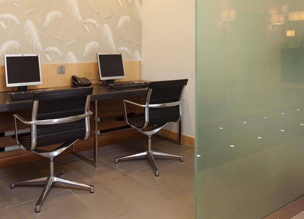 Holiday Inn Express Birmingham Redditch By Ihg Exteriör bild